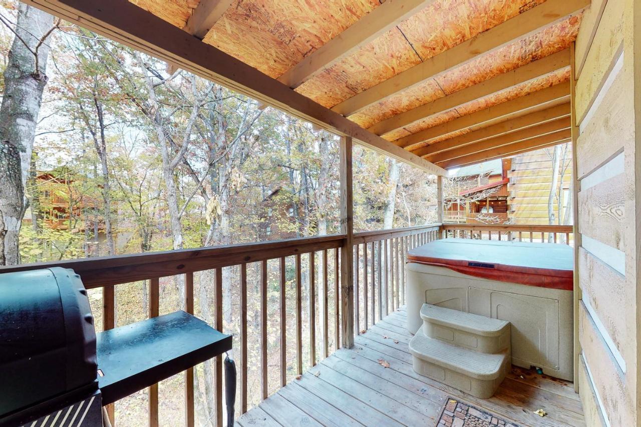 Villa Dances With Wolves Pigeon Forge Exterior foto